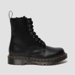 Dr. Martens Doc Martens 1460 Serena