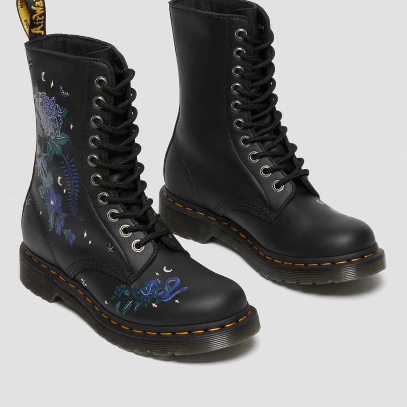 Dr. Martens Dr Martens 1490 Mystic Floral 2 Dr. Martens Dr Martens 1490 Mystic Floral – Image 2