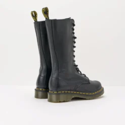 Dr. Martens Dr Martens 1b99 -Puma Sale dr martens 1b99 2