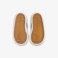 Nike Blazer MID 77 J 7 Nike Blazer MID 77 J -Puma Sale nike blazer mid 77 j 3