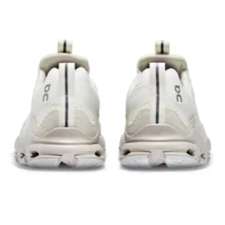 On Running ON Cloudaway -Puma Sale on cloudaway 3