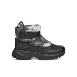 UGG Yose Puff Marble