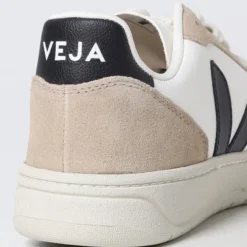 Veja V-10 -Puma Sale veja v 10 2