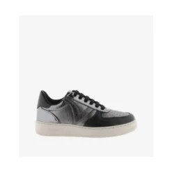 Victoria Madrid Metal